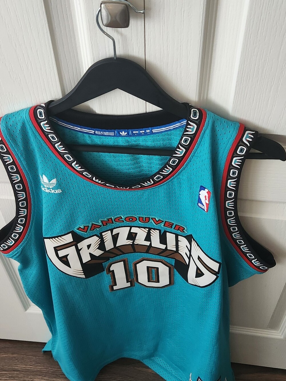 Adidas Mike Bibby Vancouver Grizzlies #10 Basketball Jersey (L) 🇨🇦 - Picture 3 of 15